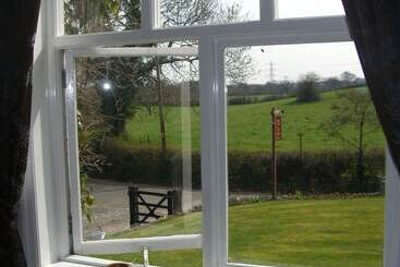 پانسیون Ash Farm Country House