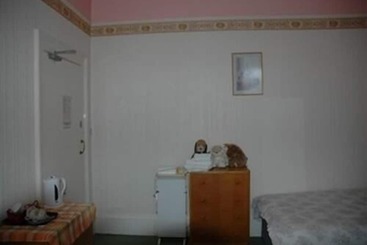 پانسیون Eglinton Guest House