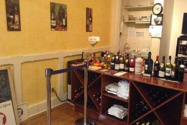 پانسیون Inn Port D Vino