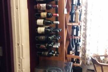 پانسیون Inn Port D Vino