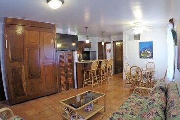 استراحتگاه Tradewinds Paradise Villas