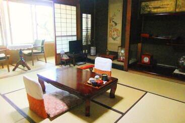 Sumiyoshi Ryokan
