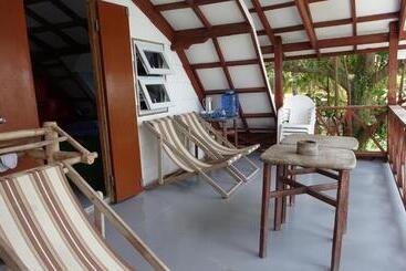 هاستل Threshershack Inn