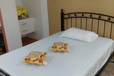 G S Nest Bed And Breakfast