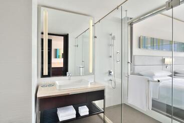 هتل Courtyard By Marriott Navi Mumbai