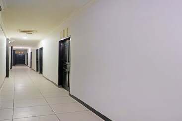 هتل Spot On 92092 Wisma Nilam Sari Syariah