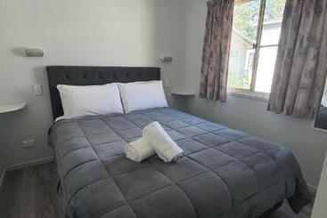 מוטל Sunset Caravan Park Woolgoolga