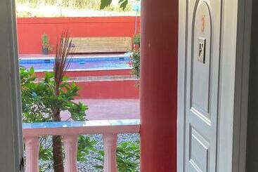 پانسیون Villa Kiki Ensenada