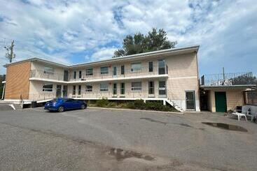 Relax Motel