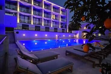 The New Hotel Mediteran Villa Edition
