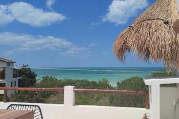 Valentina Holbox