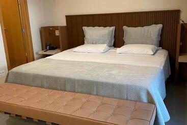 Jade Hotel Brasília Suite Flat Particular