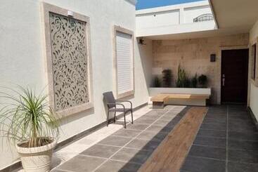 هتل Casa Escamela Suites Privadas