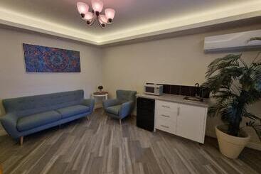 هتل Casa Escamela Suites Privadas