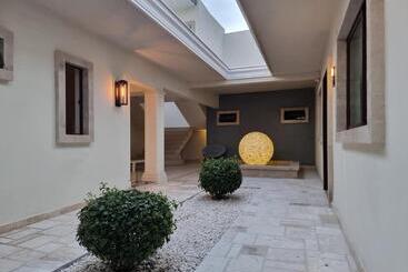 هتل Casa Escamela Suites Privadas