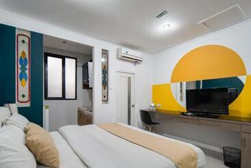 هتل Cove Taman