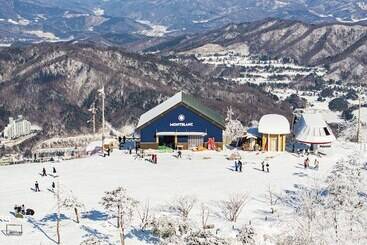 هتل Phoenix Resort Pyeongchang