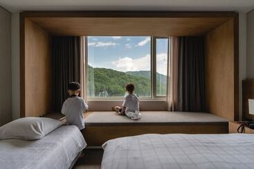 هتل Phoenix Resort Pyeongchang