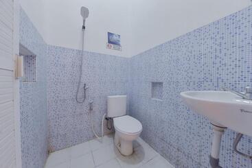 هتل Reddoorz Near Juwata Airport Tarakan