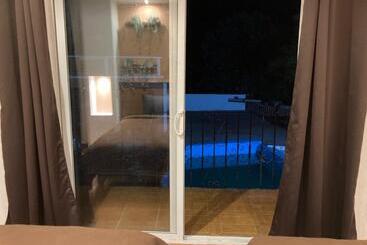 Lu Um Master Suites