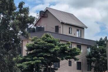 Mufasa City Hostel And Apartments