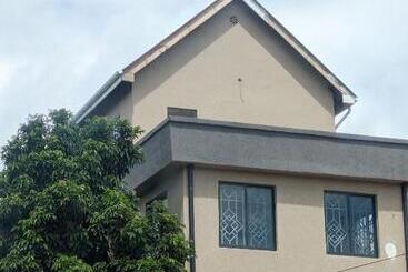Mufasa City Hostel And Apartments