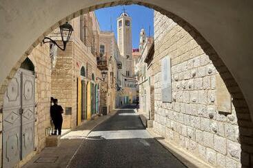 پانسیون Mary S Guest House