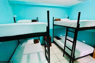 پانسیون Samay Hostel