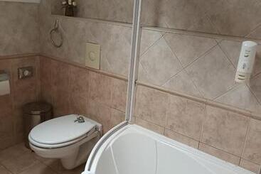 تختخواب و صبحانه Pátria Panzió