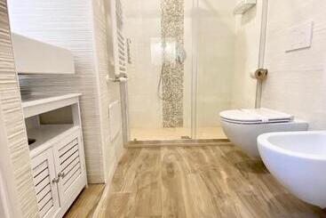 تختخواب و صبحانه Stella Marina Luxury