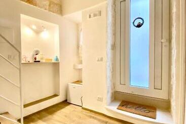 تختخواب و صبحانه Stella Marina Luxury