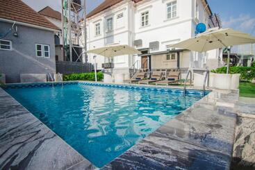 Bon Hotel Asokoro Residence