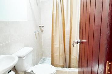 Hospedaje Via 7