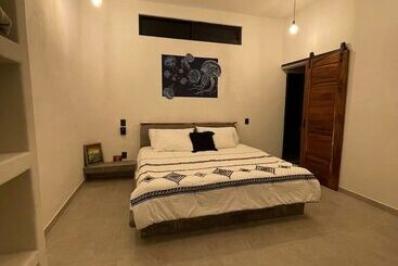 Hostel Flakos