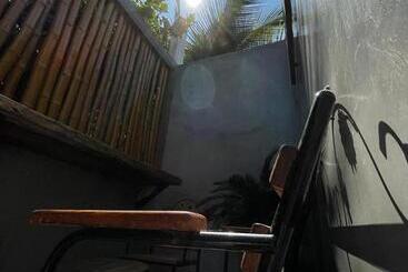 Hostel Flakos