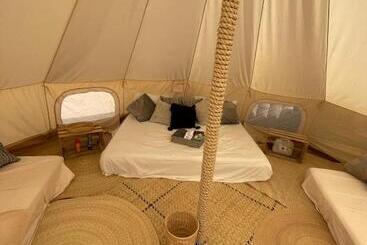 Hostel Flakos