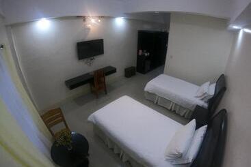 هتل Boulder Bay Residences