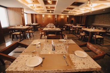 酒店 Clarks Inn Express , Dehradun