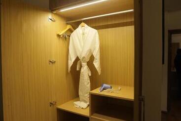 酒店 Clarks Inn Express , Dehradun