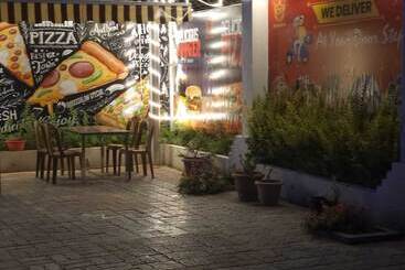 هتل Darussalam Restaurant And Inn
