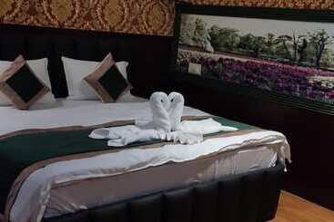 هتل Darussalam Restaurant And Inn