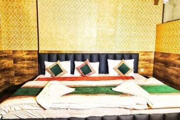 هتل Darussalam Restaurant And Inn