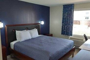 هتل Economy 7 Inn Hampton