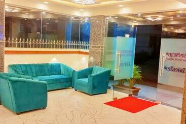 هتل Keerthis Royal Suites Kempegowda International Airport