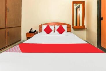 هتل Oyo Flagship 80564 The Central Guest House