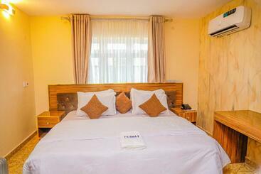 Prinaj Hotel & Resort