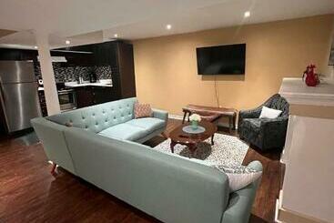 بنسيون A Cozy Unit, One Bedroom, Separate Entrance, Full Kitchen