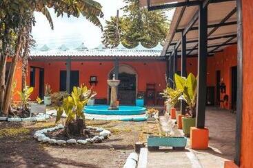 پانسیون Casa Colonial