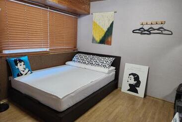 پانسیون Leehakjang Guesthouse