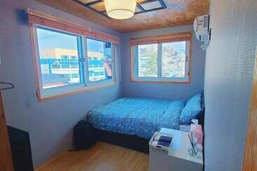 پانسیون Leehakjang Guesthouse